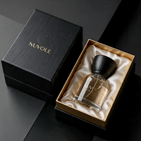 Bouteille de parfum carrée en verre certifiée CE 2026 en stock, 30ml, 50ml, 100ml, avec bouchons en bois pour hommes