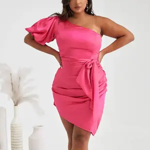 热卖产品丝缎连衣裙定制标志高品质粉色短粉扑袖时尚服装女性一款冷肩连衣裙