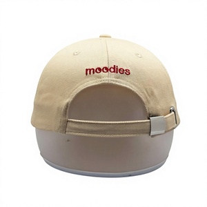 Gorra de Béisbol Beige con Cara Sonriente Bordada en Rojo, 6 Paneles, Ajustable, Unisex, Casual, 100% Algodón, Hebilla Dorada de Cobre - Product Image 6