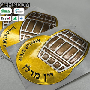 Insignias de Resina Epoxi Curvadas Personalizadas con Diseño de Vino Tinto Argentino - Product Image 5