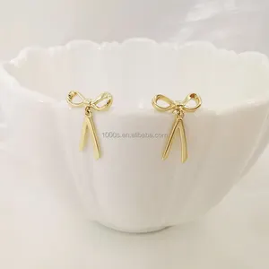 Pendientes <span class=keywords><strong>de</strong></span> Botón <span class=keywords><strong>de</strong></span> Oro Sólido <span class=keywords><strong>de</strong></span> 14K con Diseño <span class=keywords><strong>de</strong></span> Lazo Simple, Estilo Moderno y Lujoso, Pendientes <span class=keywords><strong>de</strong></span> <span class=keywords><strong>Mariposa</strong></span> <span class=keywords><strong>de</strong></span> Moda, Accesorio <span class=keywords><strong>de</strong></span> Boda para Mujer - Product Image 3