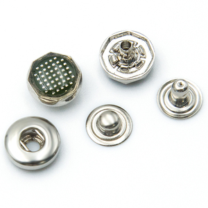 กระดุมโลหะคุณภาพสูงสำหรับเสื้อโทบ แบบกด 4 ส่วน - Product Image 3