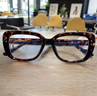 Lunettes à monture œil de chat style GM anti-lumière bleue Personnalisées Fashion Design Solid Pattern Diamond pour Hommes Femmes Mixte Lot
