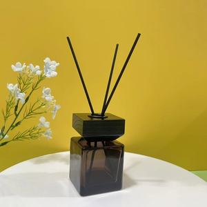 Máy Khuếch Tán Không Khí Trong Phòng Nước Hoa Máy Khuếch Tán Hương Liệu Bằng Thủy Tinh Màu Đen Hình Tròn Rỗng Chai Thủy Tinh Thơm - Product Image 6