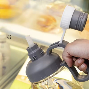 2000Ml Large Capacity Sports Water <b>Bottle</b> With Handle And <b>Straw</b> Reusable Plastic Cup For Outdoor Use - Product Image 3