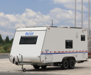 Caravane tout-terrain tout aluminium, durable, pour voyages longue distance en <span class=keywords><strong>camping</strong></span>. - Product Image 1