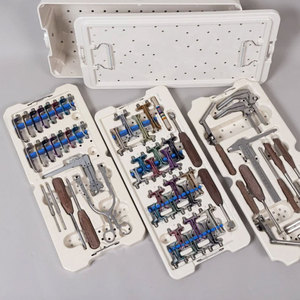 Juego de Retractores Lumbares Ortopédicos Premium de Acero Inoxidable para Uso Quirúrgico Manual – El Baseamento de los Instrumentos Quirúrgicos - Product Image 3