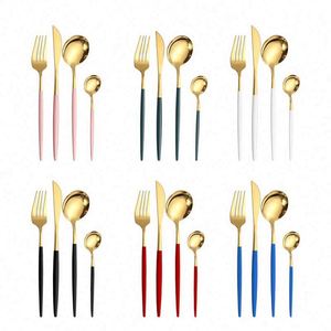 Juego de Cubiertos de Acero Inoxidable de Alta Gama para Hotel, Personalizable en Color, 4 Piezas, Estilo Clásico Portugués con Mango Grueso - Product Image 3