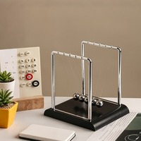 Jouet scientifique physique : Pendule à billes, lois de conservation de l'énergie par collision, décoration de bureau, cadeau de vacances