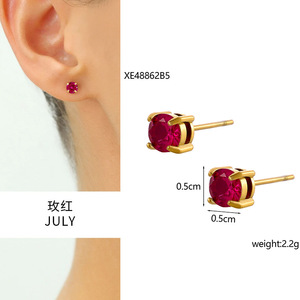 Pendientes de Botón con Circonita, Piedra de Nacimiento |   Joyería de Piedra Natalicia Redonda de Circonita Cúbica en Acero Inoxidable Chapado en Oro de 18K PVD |   Hipoalergénico, Impermeable - Product Image 5