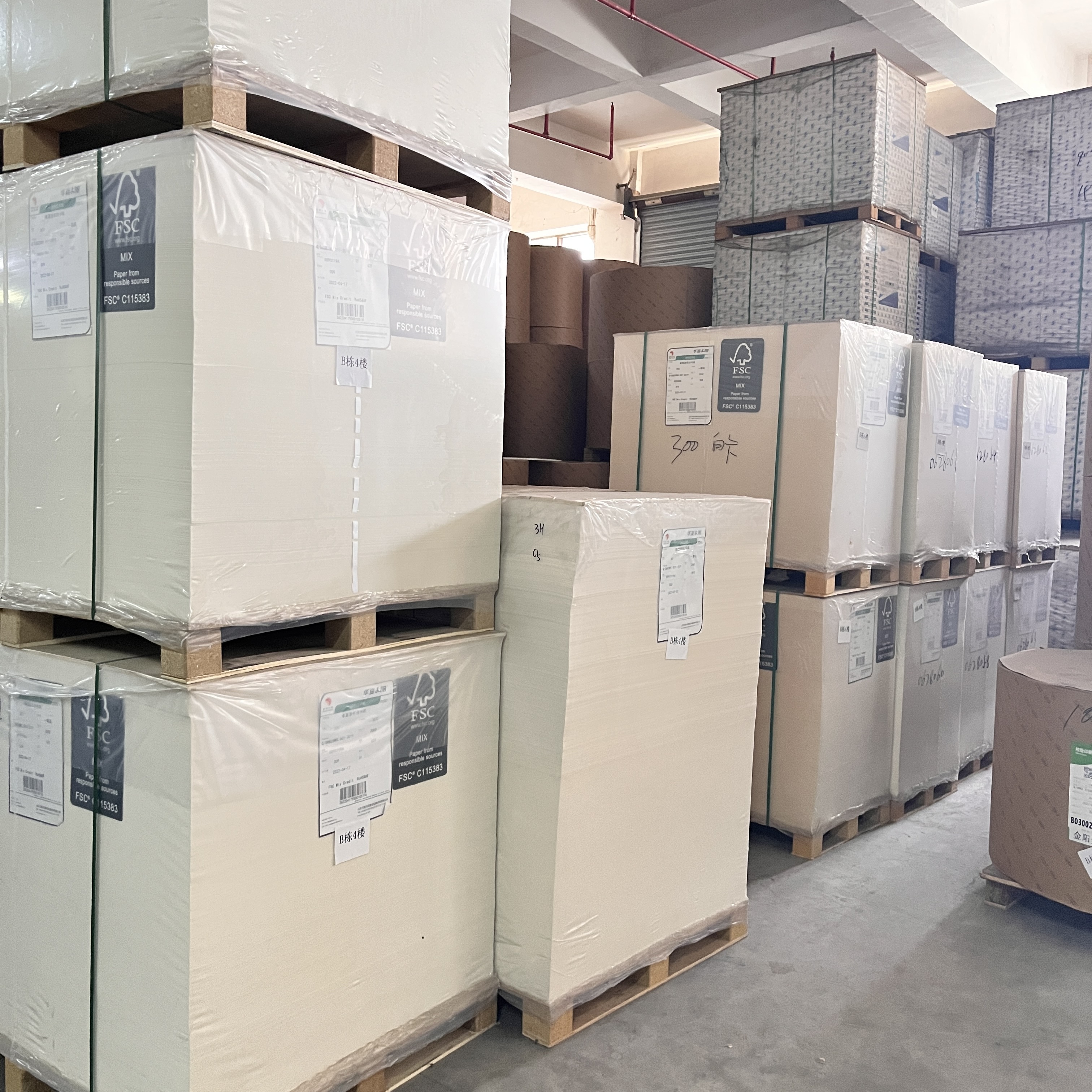 CHENMING/BOHUI/APP Supplier White 210g-400gsm Gc1 Fbb Paper White Cardboard Ivory C1s Paperboard