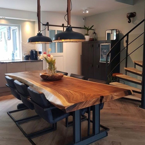 <span class=keywords><strong>Tavolo</strong></span> da Pranzo di Design Moderno in Lastra di Legno Massello di Noce con Bordo Naturale Irregolare - Product Image 4