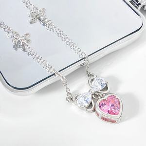 Collier pendentif en forme de cœur rose plaqué or avec zircone cubique de style coréen pour les filles amoureuses - Product Image 6