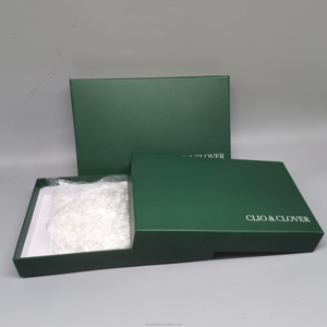 กล่องบรรจุภัณฑ์รีไซเคิล Heaven and Earth สำหรับส่งเสื้อผ้า - Product Image 1