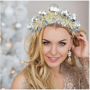 Nuovo Stile Yili Fascia da Sposa con Velo in Raso, Coriandoli Nuziali con Tatuaggi e Distintivo, Colori Personalizzabili - Product Image 2