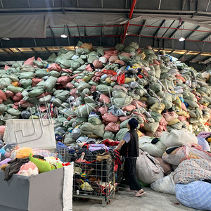 Tela Tweed Original <span class=keywords><strong>de</strong></span> Fábrica al por Mayor para Abrigos <span class=keywords><strong>de</strong></span> Otoño, Fardos Grandes Mixtos Finos, <span class=keywords><strong>Ropa</strong></span> <span class=keywords><strong>Usada</strong></span> Ukay Bea para Mujer - Product Image 2