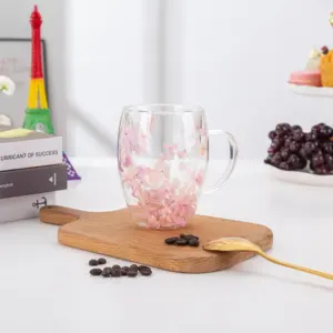 Taza de doble capa de vidrio de borosilicato alto con flor rosa, taza de café resistente a altas temperaturas, gran capacidad con asa