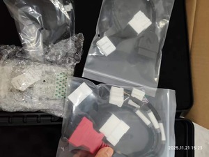 Câble de diagnostic OBD <span class=keywords><strong>3</strong></span>-en-1 pour Tesla <span class=keywords><strong>Model</strong></span> New Energy, personnalisable, 16 broches, câble d'alimentation en PVC - Product Image 3