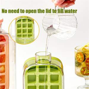 Botella de Agua Portátil de 800ml Rosa, Nueva Tendencia, para el Verano, con Bandeja para Cubos de Hielo 2 en 1, Molde para Cubos de Hielo, Botella para Hacer Bolas de Hielo - Product Image 5