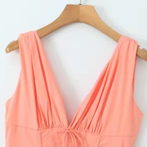 Nouvelle robe sexy de plage sans manches, col en V, mode printemps-été, robes de haute qualité OEM pour femmes - Product Image 3