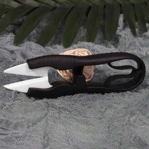 Ceramic U-shaped scissors, fishing scissors, yarn shears, fishing line <b>trimmers</b>, anti-static scissors, corrosion-resistant - Product Image 4