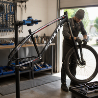 Cadre de VTT en alliage d'aluminium Hardtail 26 27,5 29 pouces avec frein à disque, boîtier de pédalier fileté, supports de porte-bidon, soudure, logo OEM personnalisé