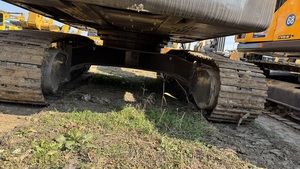 รถขุดตีนตะขาบ Volvo EC300 มือสอง ขนาด 30 ตัน เครื่องยนต์เกาหลีแท้ ชั่วโมงการทำงานต่ำ มาตรฐาน EPA CE เกียร์และลูกปืนคุณภาพสูง - Product Image 4