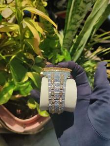 Reloj de Acero Inoxidable con Diamantes VVS y Oro Rosa para Bodas y Eventos, Suministro al por Mayor Disponible en Todo el Mundo - Product Image 3