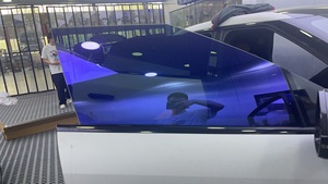 غشاء شاميليون ملون لنافذة الخصوصية صبغ نانو سيراميك للنوافذ غشاء أمان للنوافذ والأشعة تحت البنفسجية غشاء واقي للسيارة لأفلام السيارات - Product Image 4