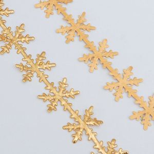 New Arrival Festive 2/3cm Embossed Gold Silver Christmas Ribbon for Xmas Gift Wrapping 10 Yards/Roll - Product Image 4