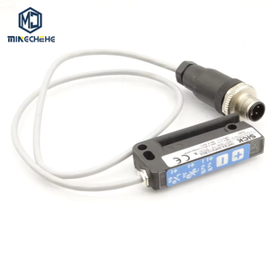 Capteur de débit industriel WFS3-40N415 doté d'une résistance à haute pression pour une mesure précise des fluides - Product Image 1