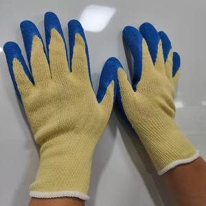 قفازات عالية الأداء مضادة للقطع من المستوى 5 مصنوعة من الأراميد مع طلاء لاتكس مجعد من الكيفلار - Product Image 1