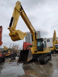 Komatsu PC220-8N1 Crawler Used Excavator Cummins Engine Hydraulic <b>Pump</b> 22 Tons Good Condition - Product Image 5