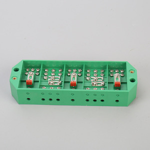 กล่องรวมสายไฟกวนหยาง PJ6 สีเขียว IP44 พร้อมบล็อกเทอร์มินัลสำหรับมิเตอร์  ตัวเรือนพีวีซีแข็ง - Product Image 3