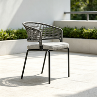 Ensemble table et chaises en rotin d'extérieur pour jardin, cour, balcon, café, salon de thé ou espace lounge extérieur