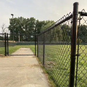 Barrière de protection de clôture à maillons de chaîne enduite de pvc noir de calibre 11 de 5 pieds autour de votre cour