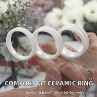 Trendiger Komfort-Fit 4mm 6mm 8mm Weißer Keramik-Ring mit Mehrfarbigen Optionen für Verlobung, Jahrestag oder Eheringe