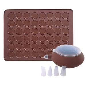 <span class=keywords><strong>Kit</strong></span> de cuisson pour macarons en silicone 48 cavités avec pot à tuyauterie et 4 buses - Product Image 1