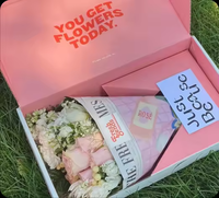 Boîte d'emballage en carton ondulé personnalisée pour fleurs, petite boîte pliable en carton pour envoi postal, vente en gros