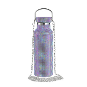 Bouteille d'eau en acier inoxydable avec strass incrustés, isolée sous vide, couleur violette, avec chaîne, gourde de sport pour l'extérieur - Product Image 1