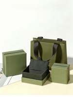 Boîte d'emballage en carton ondulé avec logo personnalisé, fermeture magnétique pour boucles d'oreilles, colliers, bijoux, cadeaux, laminage brillant, estampage