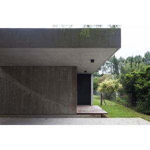 Villa de estructura de acero ligero con diseño minimalista y techo plano para uso residencial - Product Image 1