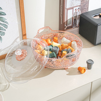 Plateau de présentation transparent pour l'hôtellerie, idéal pour les mariages, les présentations de gâteaux, de bonbons et de fruits, avec base dorée