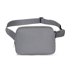 Bolsos de Cintura Personalizados al por Mayor para Mujer, Bolsos de Cintura Sólidos a la Moda con Cierre Dorado, Bolsos de Nylon - Product Image 2