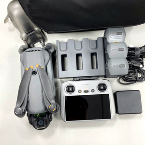 HFT Expert en vente en gros Mavic 4 <span class=keywords><strong>Pro</strong></span> Fly More Combo <span class=keywords><strong>RC</strong></span> 2 Drone télécommandé avec caméra 6K/4K Transmission 30KM 40+ minutes - Product Image 1