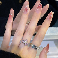 Faux ongles à presser personnalisés de luxe 2026, rose brillant, haute qualité, en acrylique 3D, avec strass et boîte, vente en gros