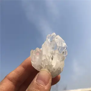 天然原始小白色透明石英晶体簇粗糙