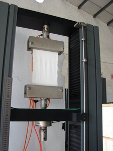Machine d'essai de traction électronique à commande informatique pour géotextiles, capacité 5 tonnes (50 kN) - Product Image 5