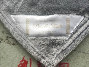 Ném Chăn Đồng Bằng Rắn Sẵn Sàng Bán Hàng Giá Rẻ Siêu Mềm Bán Buôn Tùy Chỉnh Flannel 100% Polyester Dệt Kim Hình Chữ Nhật 2PC - Product Image 3