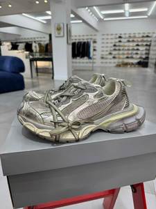 Factory Wholesale of High-quality Designer Luxurious Casual Shoes, Breathable and Anti-slip Sports Shoes, and Skate Shoes. - Product Image 3